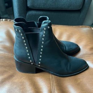 Steve Madden Cade boots